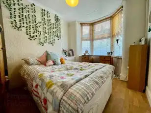 20 Sandhurst GardensImage 4