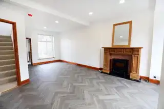 44 Willowholme DriveImage 3