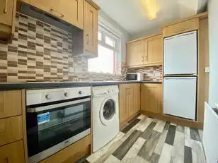 33 Sandhurst DriveImage 4