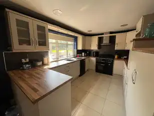 7 The WillowsImage 15