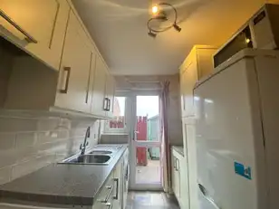 3 Warren CloseImage 17