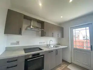 5 Rawdon Court MewsImage 8