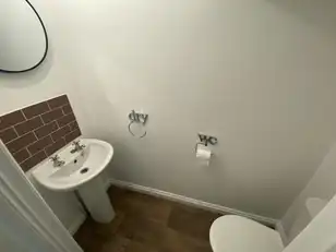 5 Rawdon Court MewsImage 11