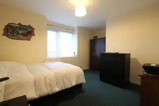 18 Sloanhill MewsImage 5