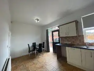 6 Windsor Avenue PlaceImage 8