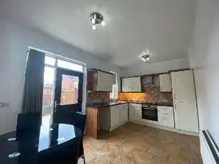 6 Windsor Avenue PlaceImage 7