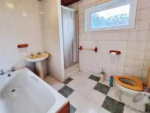 33 Glenwood AvenueImage 11