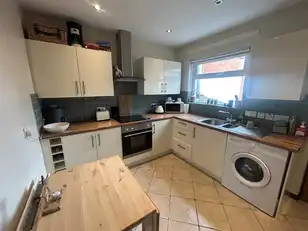 35 Ashley DriveImage 3
