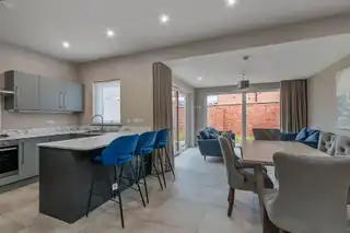 21 Lesley Chase, Knockagh ChaseImage 6