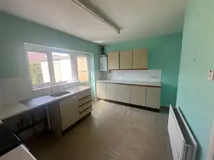 13 East LinkImage 6
