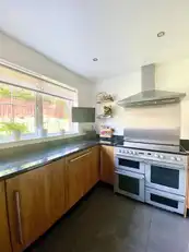 40 Forest HillsImage 13