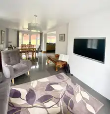 40 Forest HillsImage 17