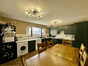 7 Moylinn CloseImage 9