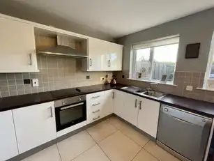 25 Green Park DriveImage 6