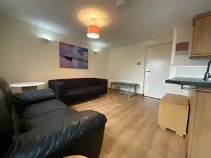 30 Cliftonville AvenueImage 6