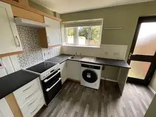 15 Highburn CrescentImage 4