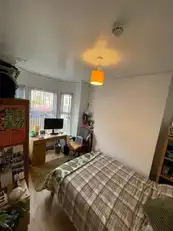 6 St Ives GardensImage 5