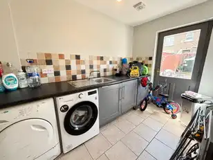 55 RossdaleImage 11