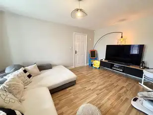 55 RossdaleImage 6