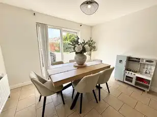 55 RossdaleImage 10