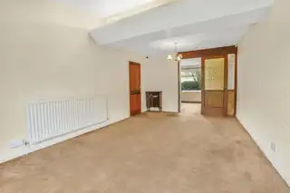 10 Galgorm GardensImage 9