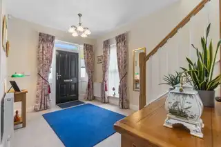 2 Chestnut HallImage 23