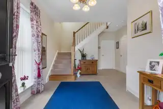 2 Chestnut HallImage 3