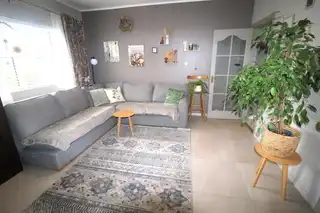 41 Circular RoadImage 16