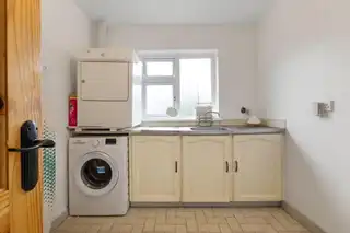 14 Dreen RoadImage 18