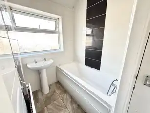 15 Glendun DriveImage 12