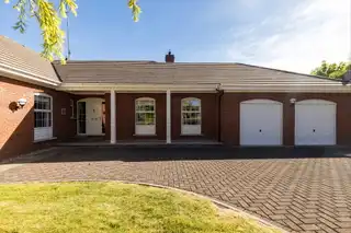 8 Castle LodgeImage 3