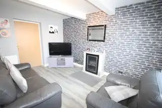 34 Premier DriveImage 2