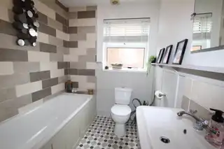 31 Downview DriveImage 13