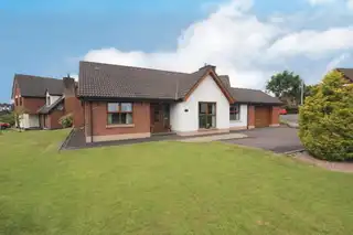 Image 1 for 8 Blackthorn Road