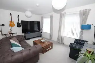 42 AshbourneImage 2