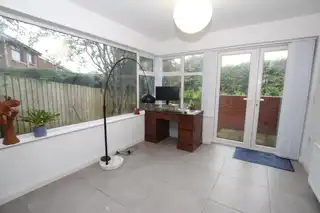 42 AshbourneImage 5