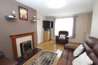 25 Kings WalkImage 5