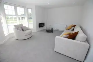 44 Bashford Park RoadImage 2