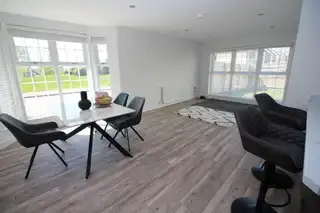 44 Bashford Park RoadImage 4