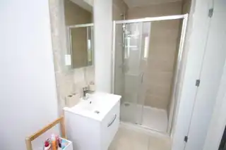 44 Bashford Park RoadImage 6