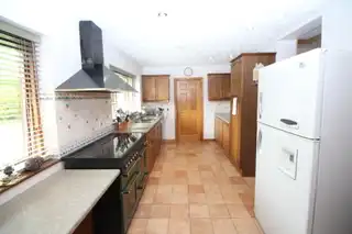 14 Downshire GardensImage 4