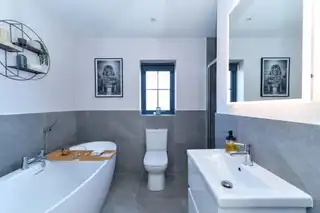 4 Lislaynan HeightsImage 20
