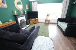 33 Fairview ParkImage 5