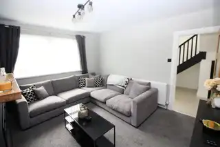 1 Woodburn VillasImage 6