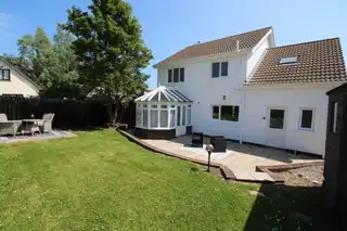 4 Kingsland CrescentImage 21