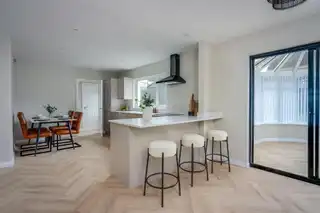 4 Kingsland CrescentImage 6