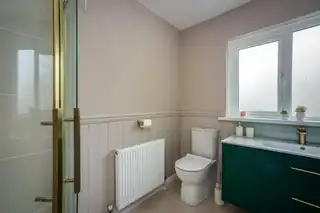 4 Kingsland CrescentImage 17