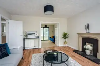 4 Kingsland CrescentImage 4
