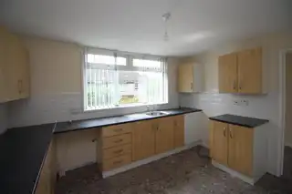 205 Castlemara DriveImage 4