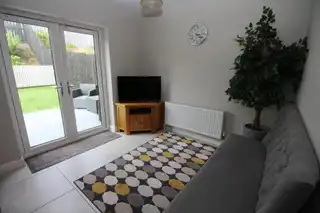 19 Ashbourne Manor SquareImage 8